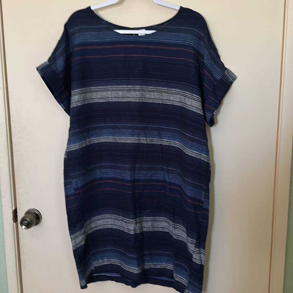 Old Navy Dress 💙